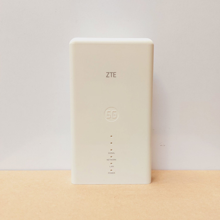مودم سیم کارتی 5G/TDLTE فضای باز ZTE مدل MC7010 به همراه روتر MF269