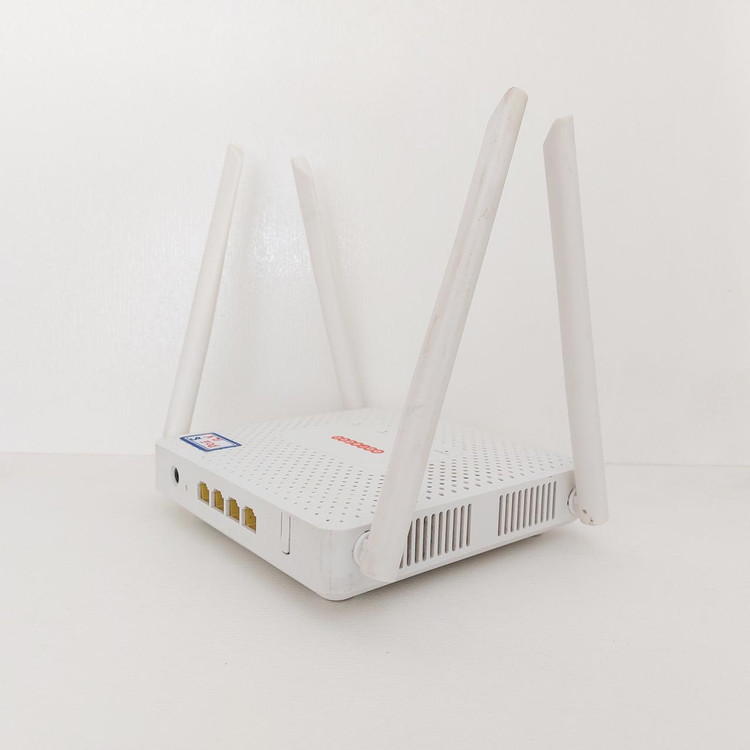 مودم سیم کارتی 5G/TDLTE فضای باز ZLT مدل X16 - کارکرده وارداتی