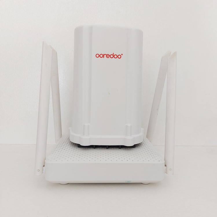 مودم سیم کارتی 5G/TDLTE فضای باز ZLT مدل X16 - کارکرده وارداتی