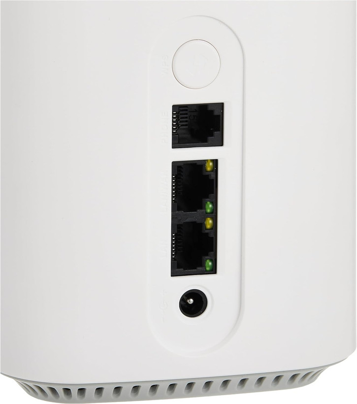 Dlink DWR-2000M Ports
