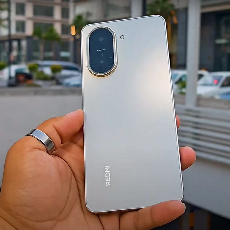 گوشی موبایل شیائومی مدل Redmi A5 دو سیم کارت ظرفیت 64 گیگابایت و رم 3 گیگابایت - نسخه به همراه شارژر